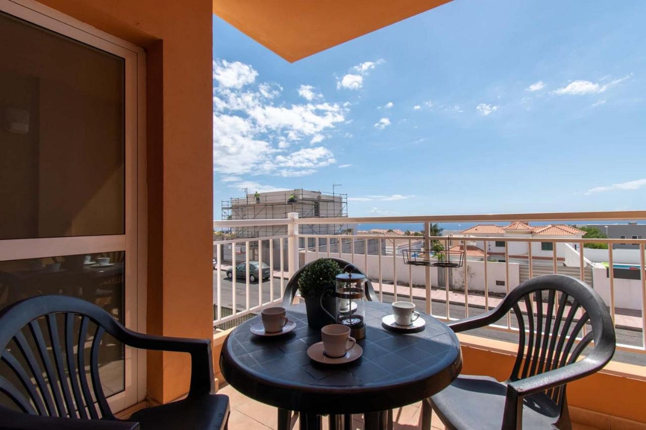 Sunset - 2 Bedroom Apartment Адехе Экстерьер фото