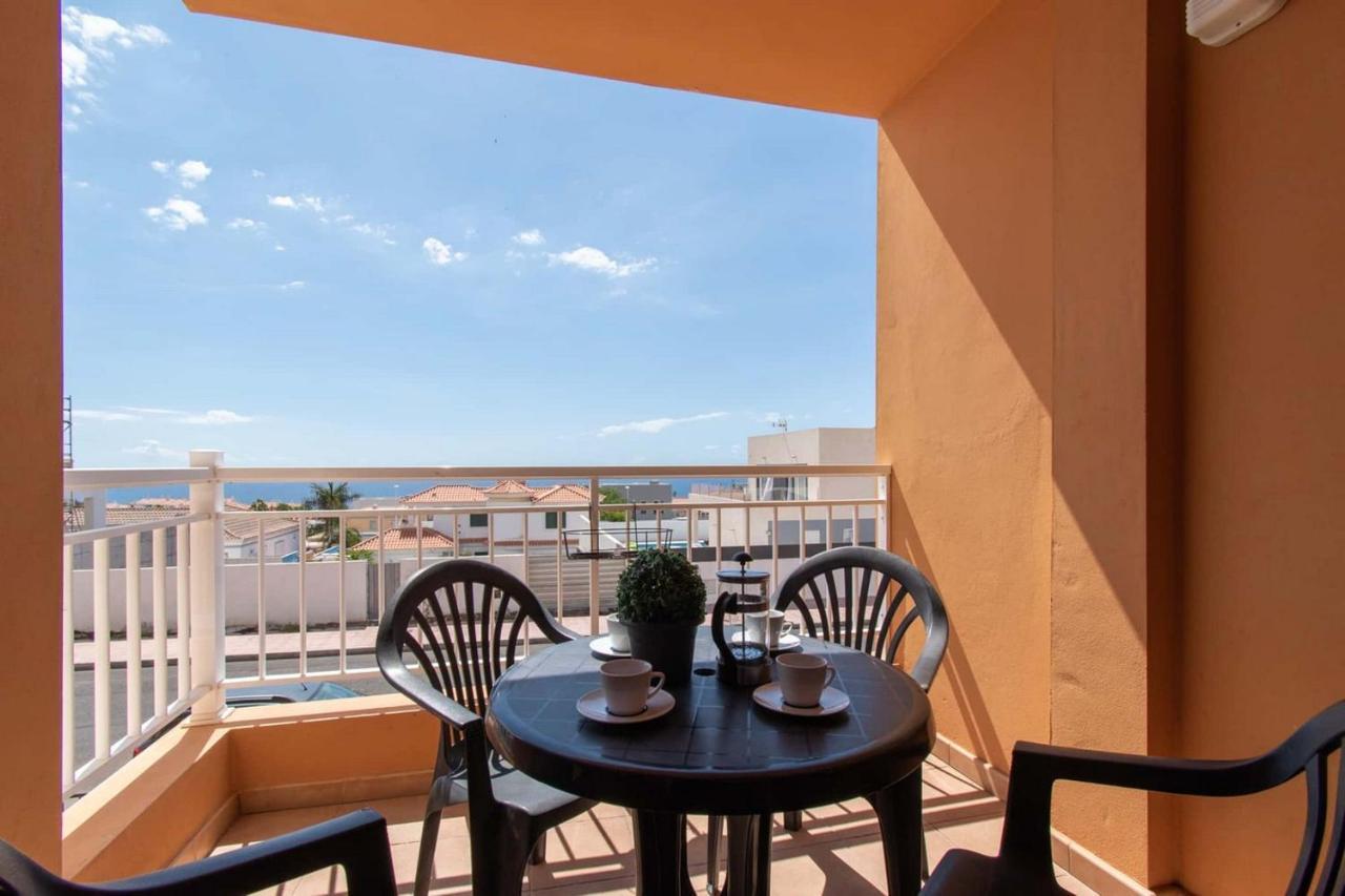 Sunset - 2 Bedroom Apartment Адехе Экстерьер фото